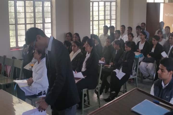 Government Law College campus in Ajmer, Rajasthan, India — photo 2