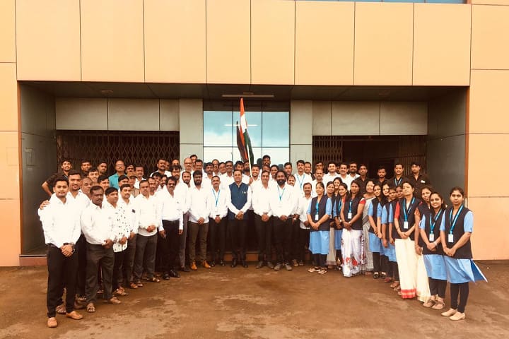 Shri Balasaheb Mane Shikshan Prasarak Mandal Ashokrao Mane Polytechnic campus in Vadgaon Kasba, Maharashtra, India — photo 1