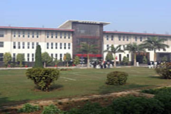 Shanti Mangalick School of Nursing and Paramedical campus in Agra, Uttar Pradesh, India — photo 1