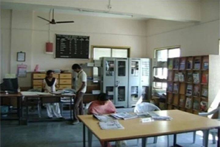 Shree Tapi Brahmcharyashram Sabha College of Diploma Engineering campus in Surat, Gujarat, India — photo 4