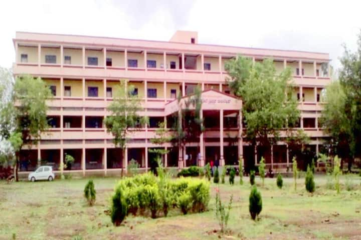 Shree Shanmukha Shivayogi Rural Polytechnic campus in Gulbarga, Karnataka, India — photo 1