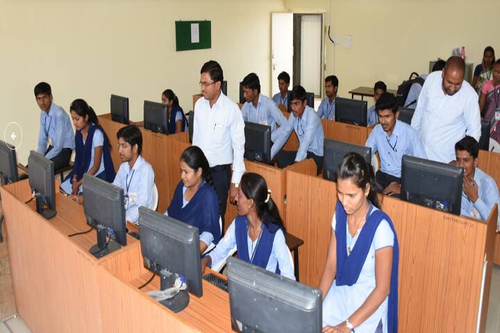 Shree Samarth Polytechnic campus in Ahmednagar, Maharashtra, India — photo 4