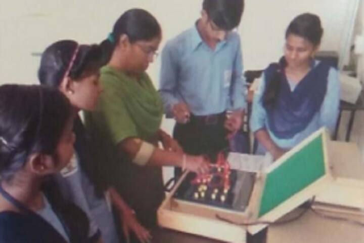 Shree Samarth Polytechnic campus in Ahmednagar, Maharashtra, India — photo 6