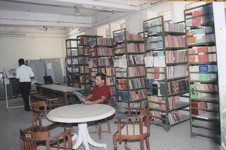 Government Law College campus in Mount Abu, Rajasthan, India — photo 4