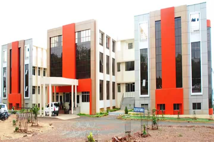Post Graduate College of Nursing campus in Gwalior, Madhya Pradesh, India — photo 1