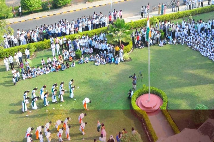 Gulbarga University campus in Gulbarga, Karnataka, India — photo 6