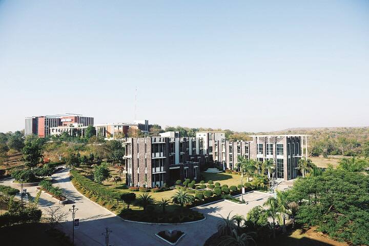 JLU School of Sports Science and Physical Education campus in Bhopal, Madhya Pradesh, India — photo 3