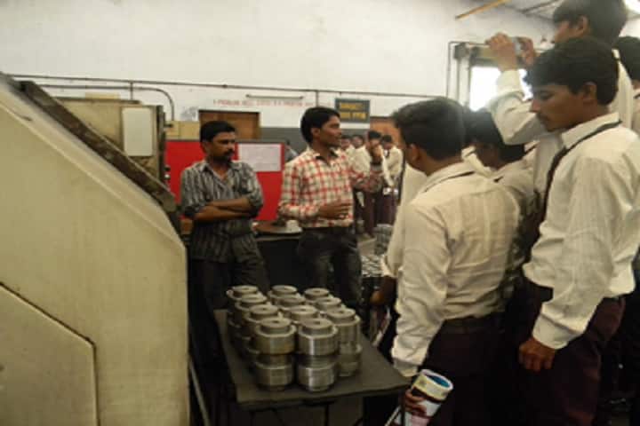 Shivaji Polytechnic College campus in Sangola, Maharashtra, India — photo 3