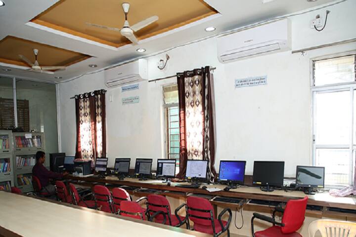 Dada Ramchand Bakhru Sindhu Mahavidyalaya campus in Nagpur, Maharashtra, India — photo 3