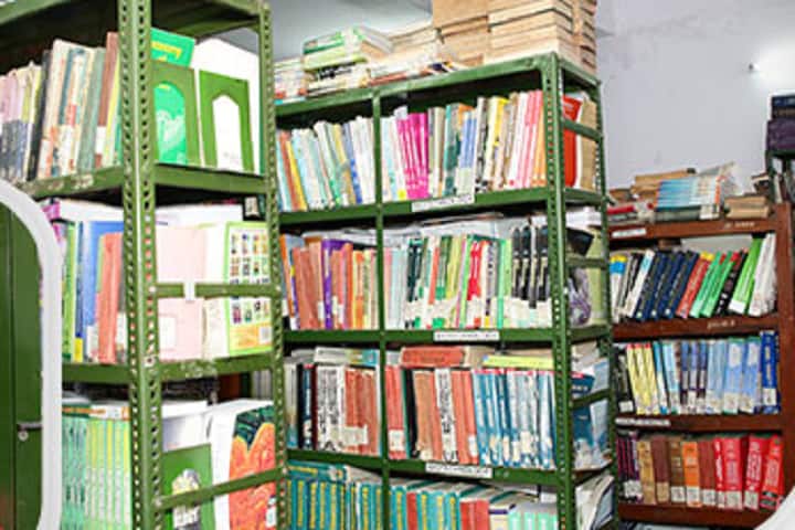 Dada Ramchand Bakhru Sindhu Mahavidyalaya campus in Nagpur, Maharashtra, India — photo 5