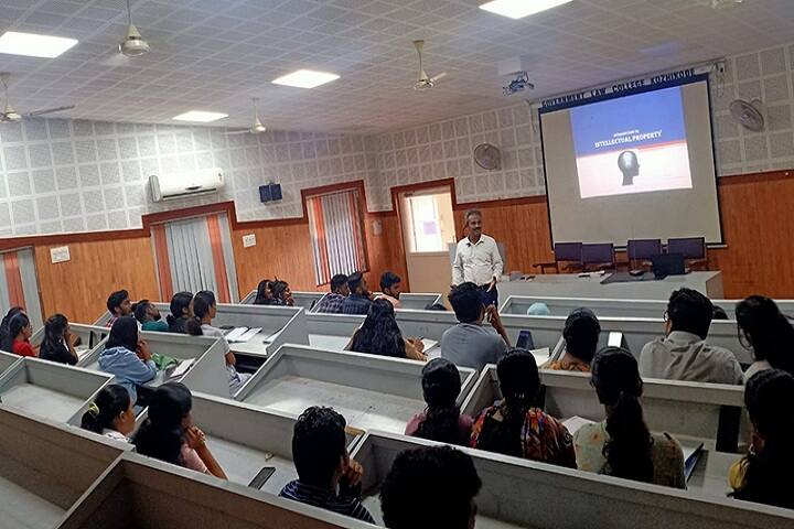 Government Law College campus in Kozhikode, Kerala, India — photo 3