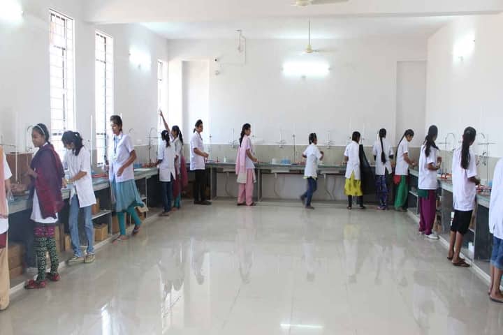 AR Bhatt College campus in Una, Gujarat, India — photo 4