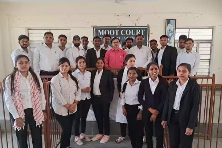 Government Law College campus in Dholpur, Rajasthan, India — photo 5