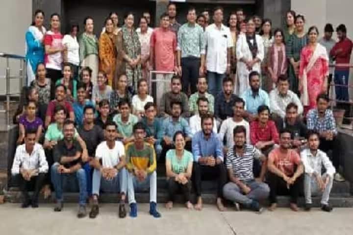 Government Law College campus in Ahmedabad, Gujarat, India — photo 5
