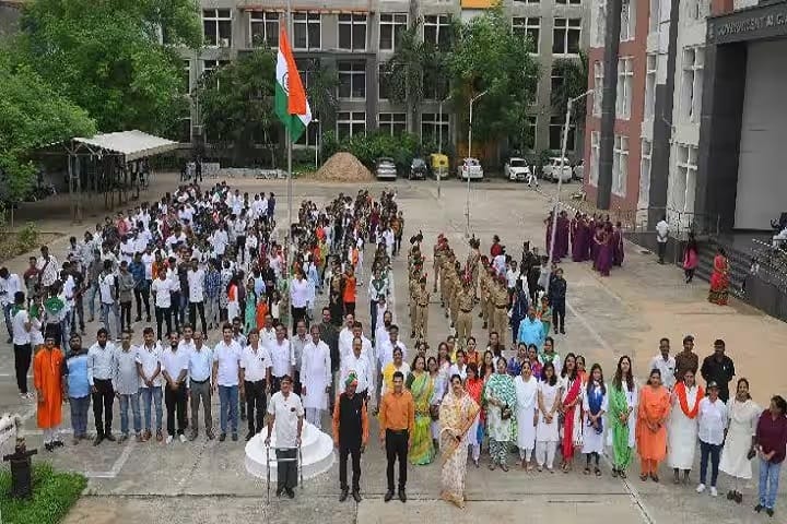 Government Law College campus in Ahmedabad, Gujarat, India — photo 6