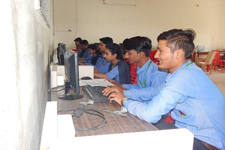 Ahinsa Institute of Pharmacy campus in Dhule, Maharashtra, India — photo 2