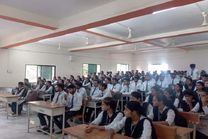 Agnihotri Institute of Pharmacy campus in Wardha, Maharashtra, India — photo 2
