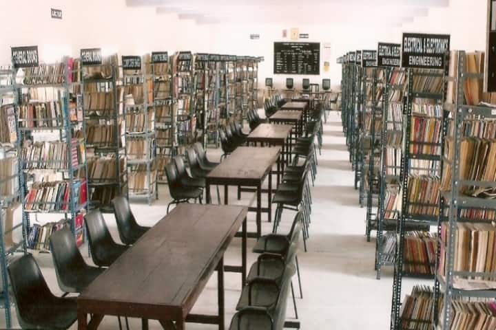 Seikalathur Kamatchi Amman Polytechnic College campus in Sivaganga, Tamil Nadu, India — photo 3