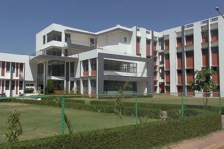 Gokul Integrated Law College campus in Siddhpur, Gujarat, India — photo 1