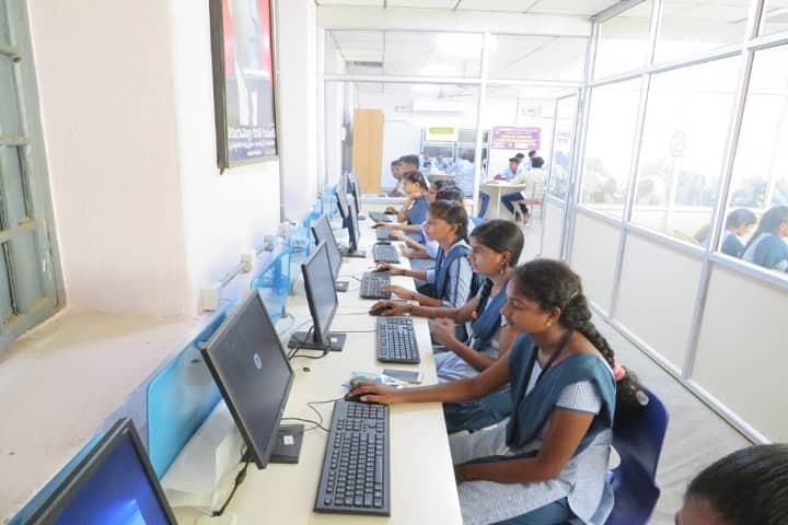GCRJY Rajahmundry campus in Rajahmundry, Andhra Pradesh, India — photo 5