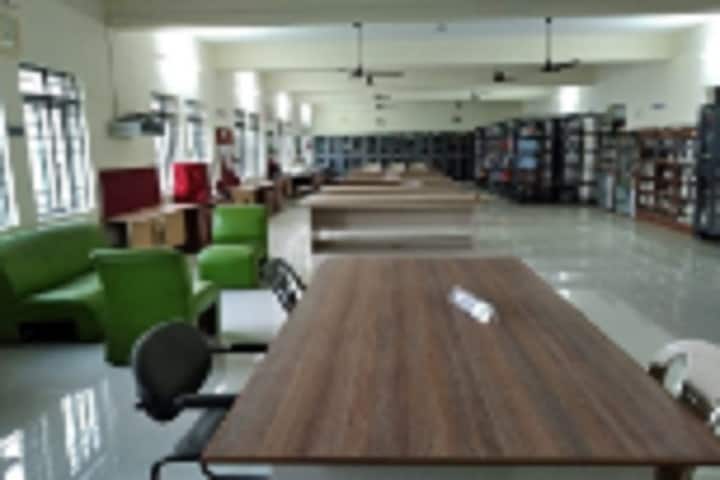 Annai Violet Arts and Science College campus in Ambattur, Tamil Nadu, India — photo 3
