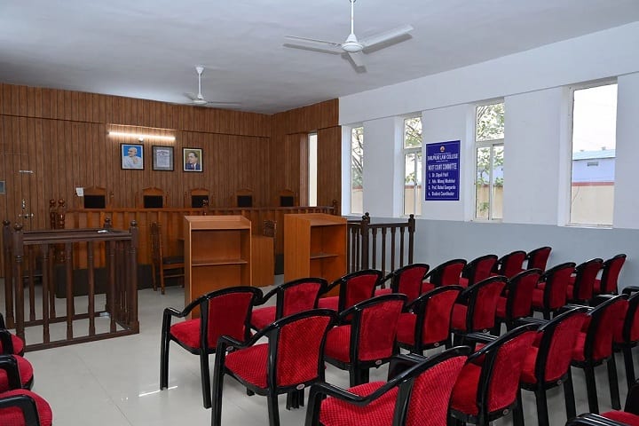 Shilpkar Law College campus in Pune, Maharashtra, India — photo 6