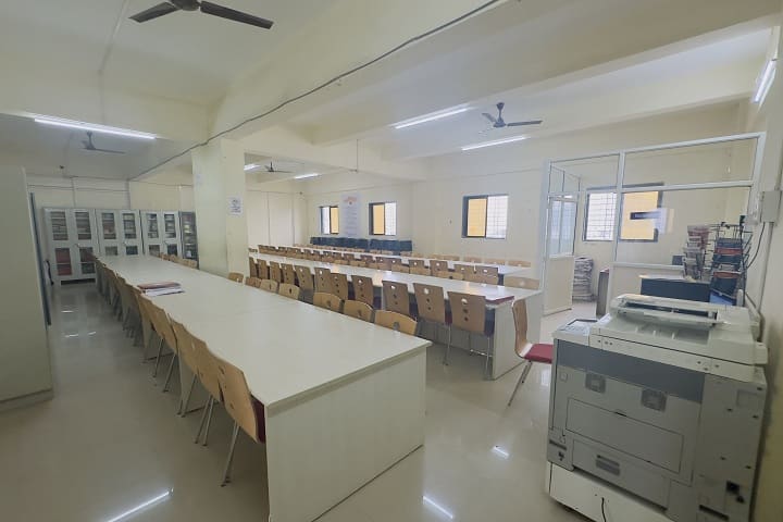 Jadhavar College of Law campus in Pune, Maharashtra, India — photo 3