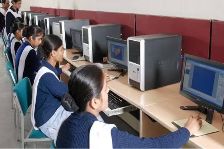 Safe Institute of Nursing College campus in Indore, Madhya Pradesh, India — photo 4
