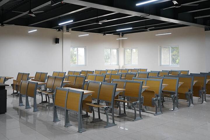 Caritas College of Pharmacy campus in Kottayam, Kerala, India — photo 4