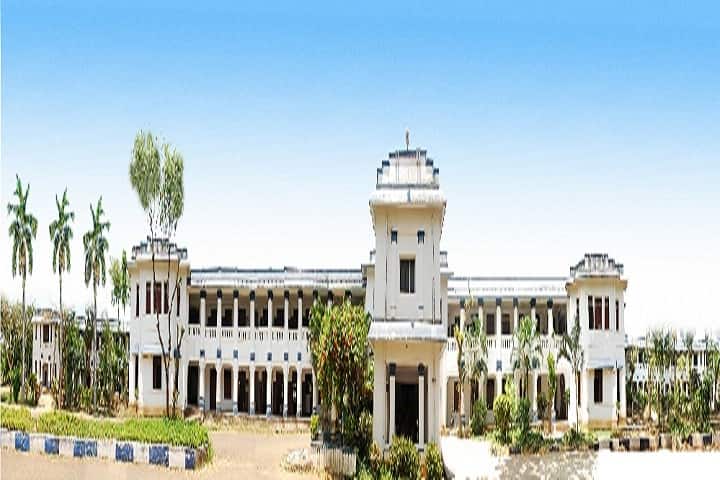 Anbanathapuram Vahaira Charities College, Mayiladuthurai campus in Mayiladuthurai, Tamil Nadu, India