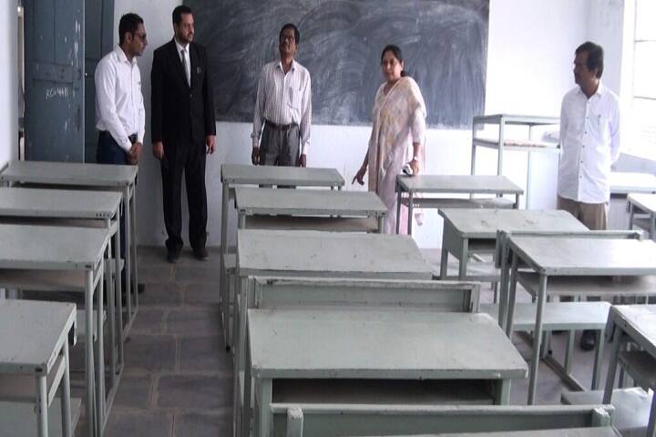 Adv MZ Siddiqui Law College campus in Nanded, Maharashtra, India — photo 6