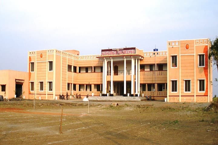 Sushganga Polytechnic campus in Wani, Maharashtra, India — photo 1