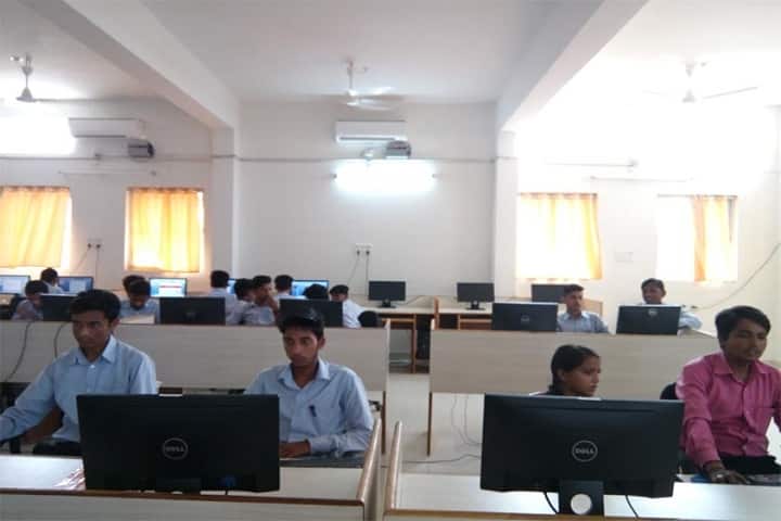 Satpuda College of Engineering and Polytechnic campus in Balaghat, Madhya Pradesh, India — photo 3