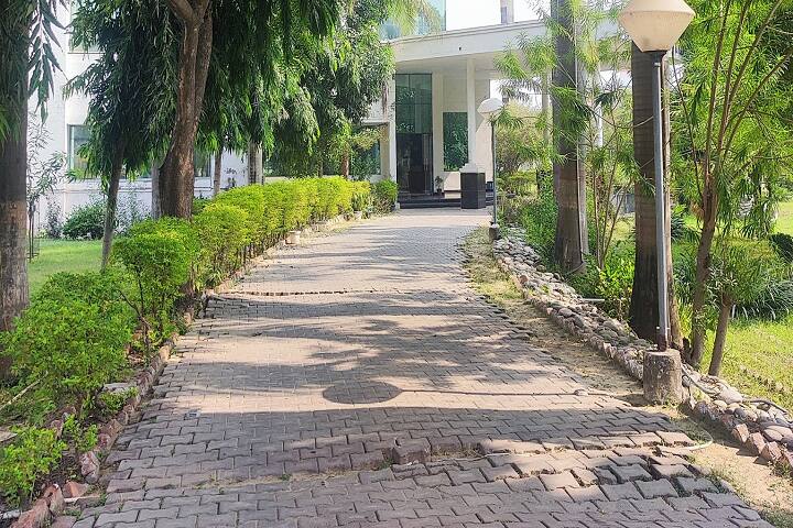 Saroj College of Engineering and Polytechnic campus in Lucknow, Uttar Pradesh, India — photo 6