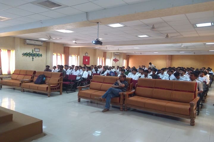 Sardar Vallabhbai Polytechnic College campus in Bhopal, Madhya Pradesh, India — photo 3