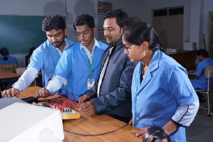 UCET Guntur campus in Guntur, Andhra Pradesh, India — photo 4