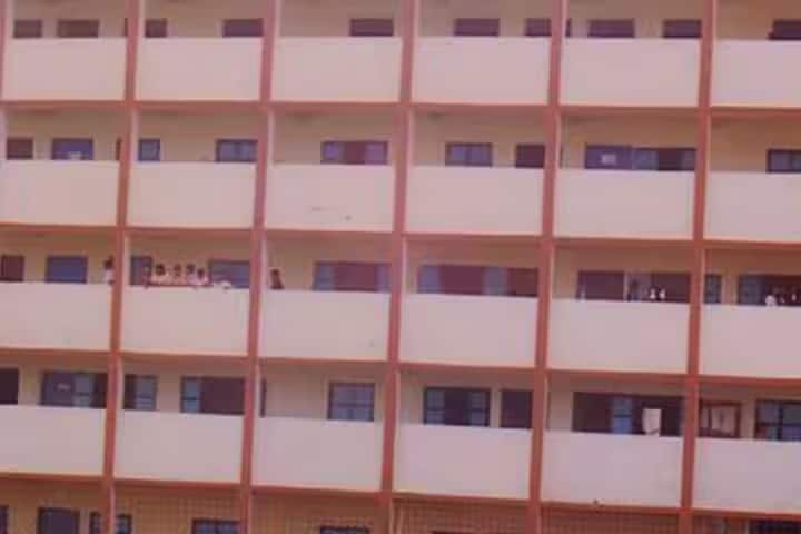 Jai Bhagwan College of Education campus in Thane, Maharashtra, India — photo 1