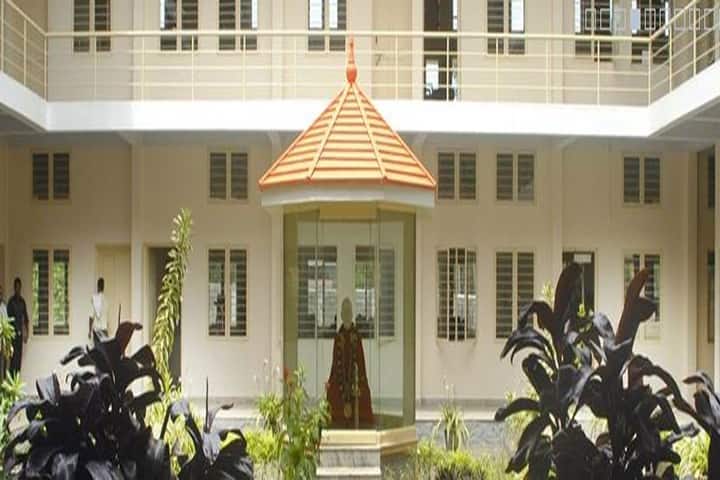 Sivagiri Sree Narayana Medical Mission College of Nursing campus in Thiruvananthapuram, Kerala, India — photo 1