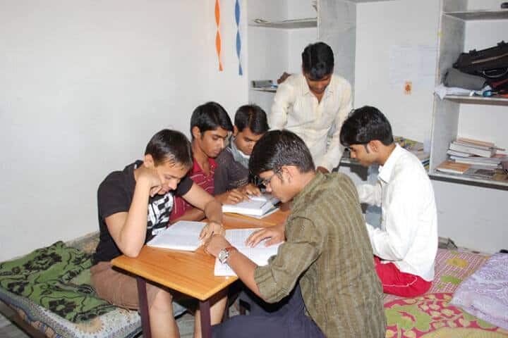Shri Balaji College of Nursing campus in Udaipur, Rajasthan, India — photo 2