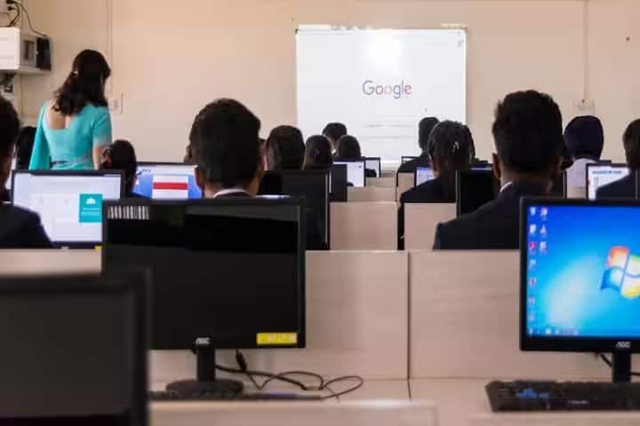 Faculty of Law campus in Raipur, Chhattisgarh, India — photo 6