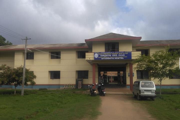 Sanjay Memorial Polytechnic campus in Shivamogga, Karnataka, India — photo 3