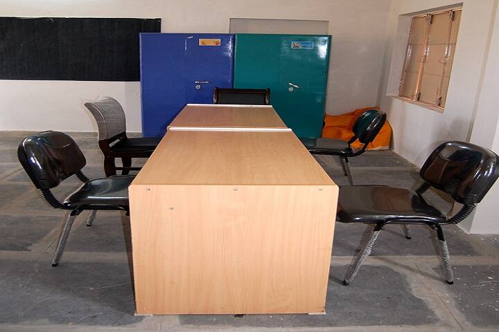 Sree Vyshnavi MBA College campus in Anantapur, Andhra Pradesh, India — photo 3