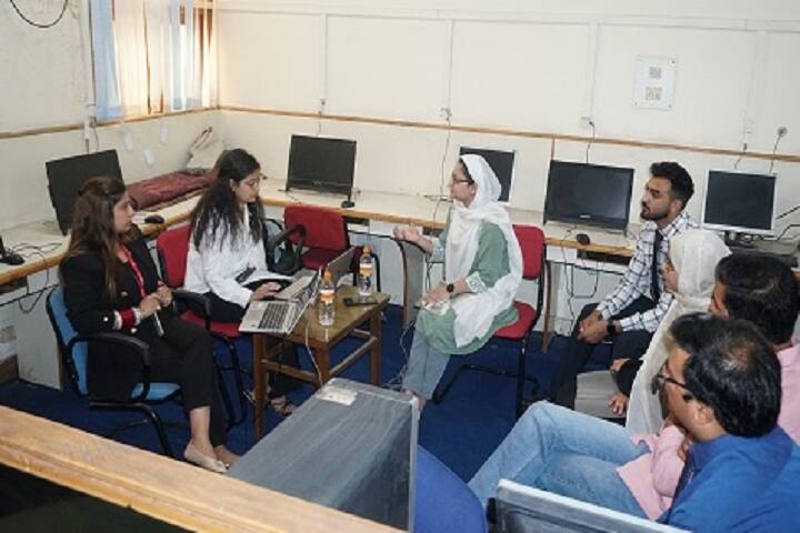 The Business School campus in Srinagar, Jammu and Kashmir, India — photo 3