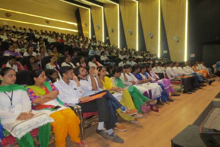 The Mandvi Education Society Institute of Business Management and Computer Studies campus in Surat, Gujarat, India — photo 4