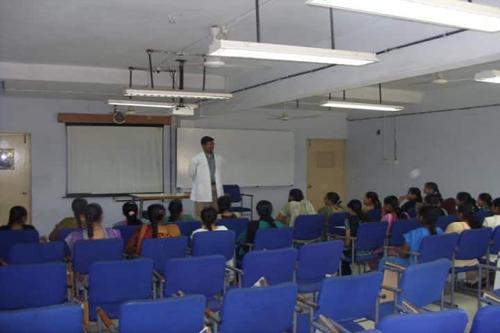 Sandra Shroff Rofel College of Nursing campus in Vapi, Gujarat, India — photo 3