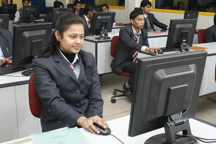 IMR Ghaziabad campus in Ghaziabad, Uttar Pradesh, India — photo 4