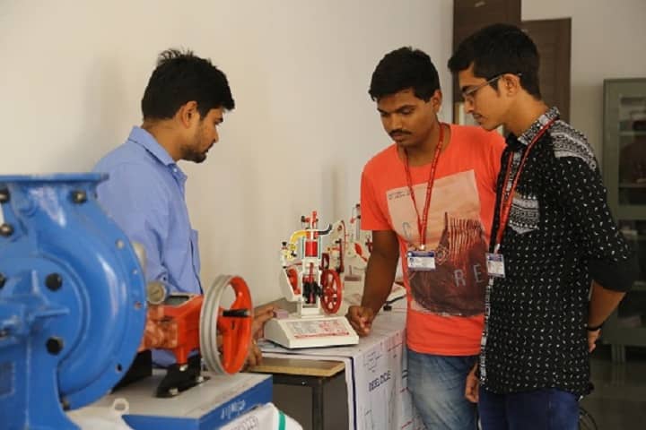 SS Agrawal College of Nursing Training College and Research Centre campus in Navsari, Gujarat, India — photo 6