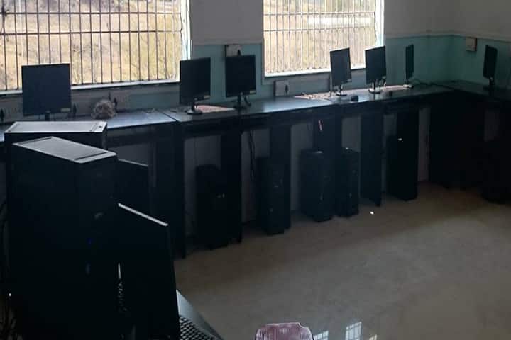 Sahakar Maharshi Rajaram Bapu Patil Polytechnic Institute campus in Ahmednagar, Maharashtra, India — photo 6