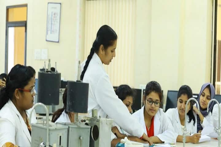 KMCT Medical College campus in Mukkam, Kerala, India — photo 4