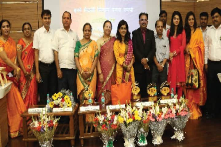 Dr DY Patil College of Law campus in Navi Mumbai, Maharashtra, India — photo 2